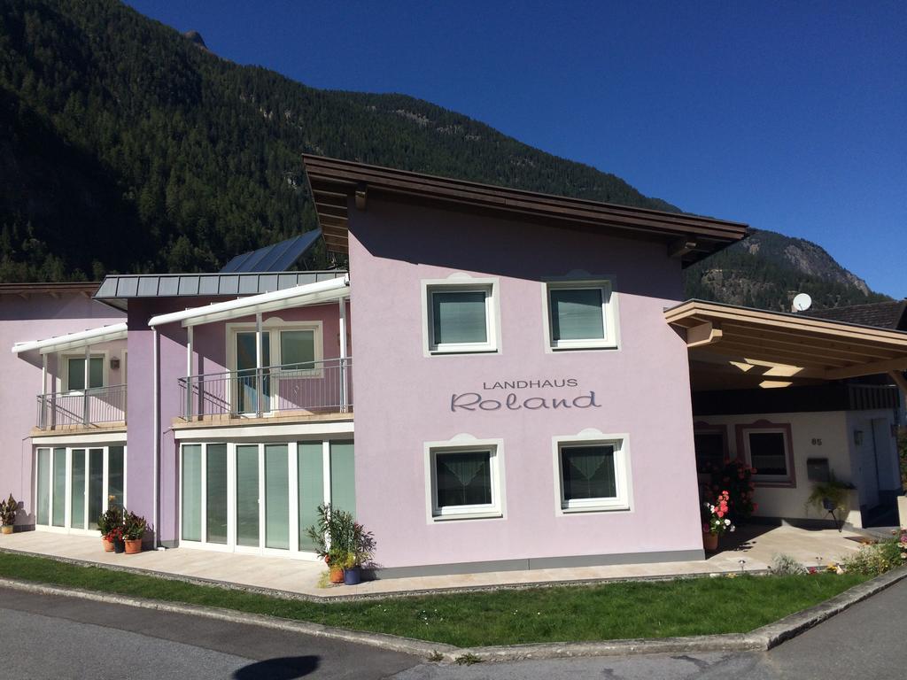 Landhaus Roland Umhausen Exterior photo